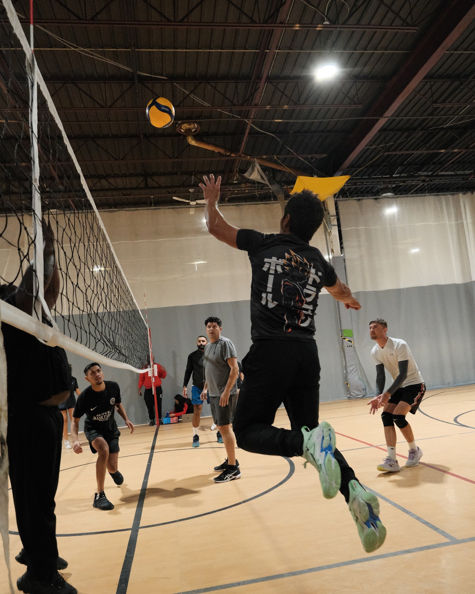 League night rally at the net at Overtime Athletics